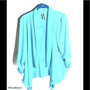 Moa teal layered top